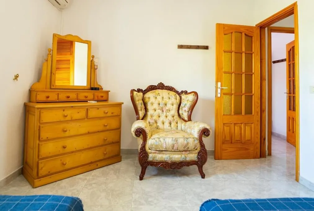 Villa Teram Alajero