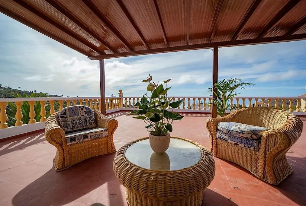 Villa Teram Alajero