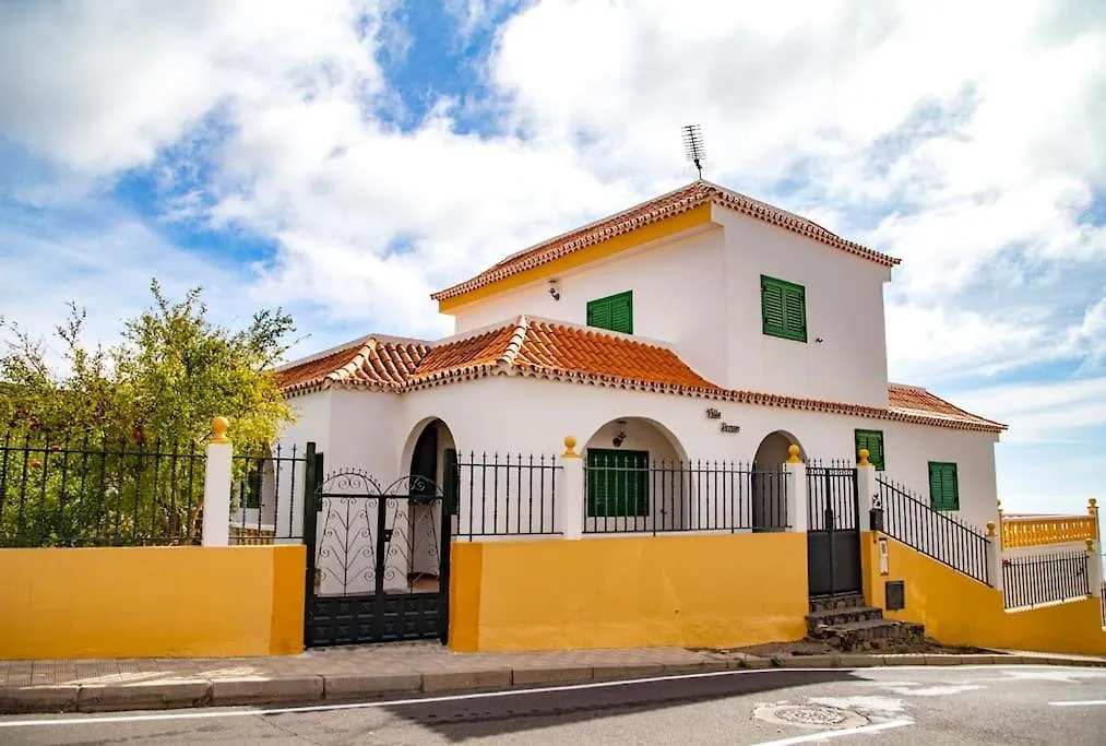 Villa Teram Alajero